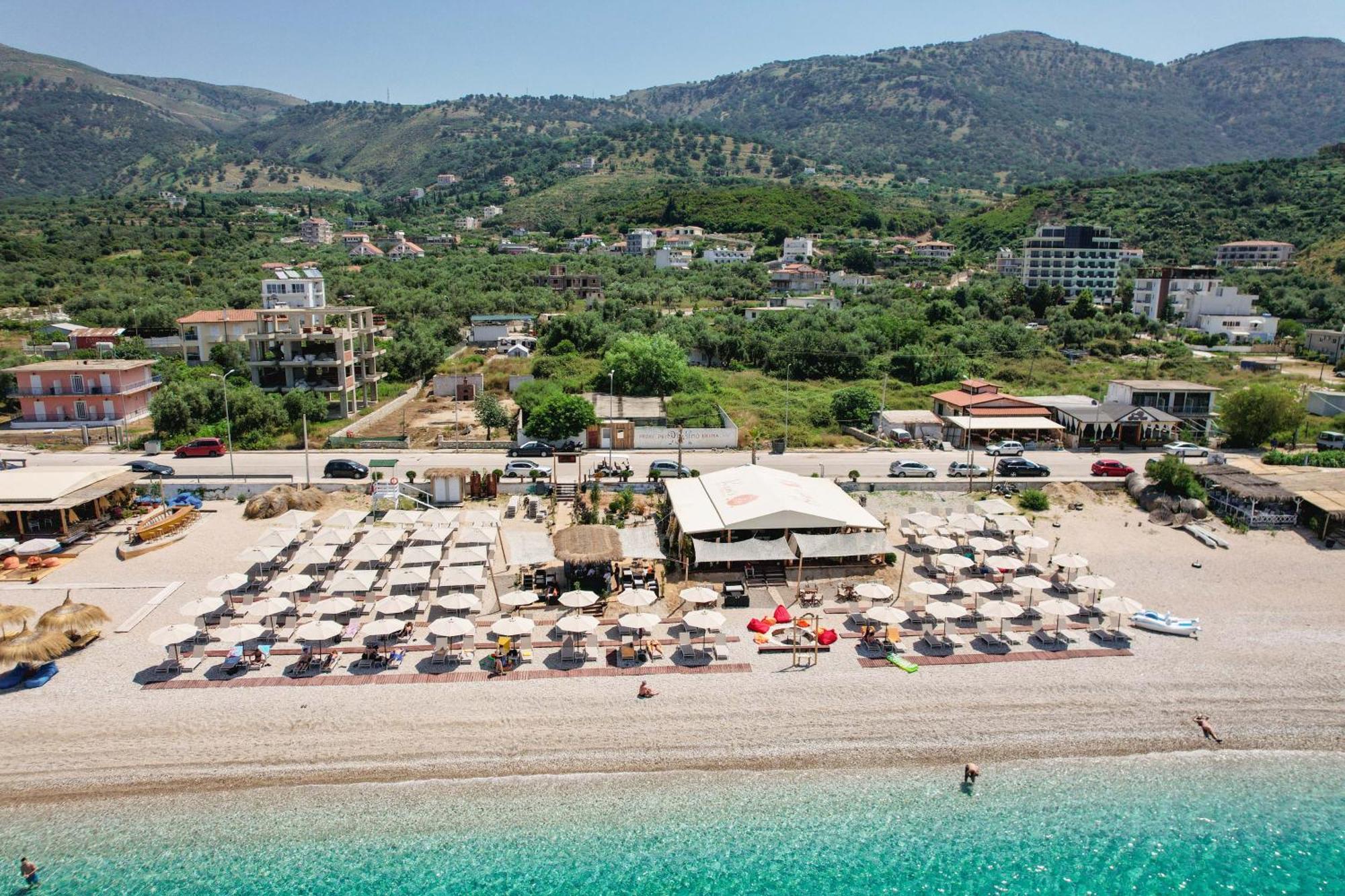 Nia Boutique Hotel By Rapo'S Resort Himare Exteriör bild