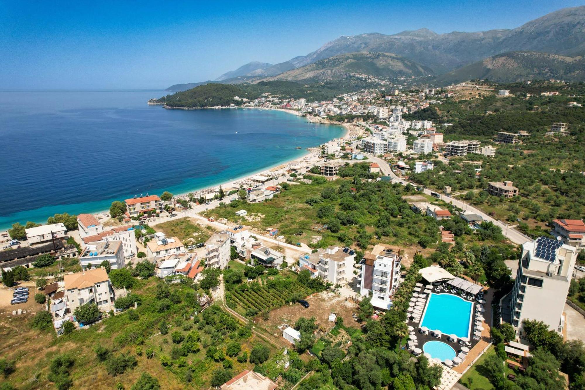 Nia Boutique Hotel By Rapo'S Resort Himare Exteriör bild