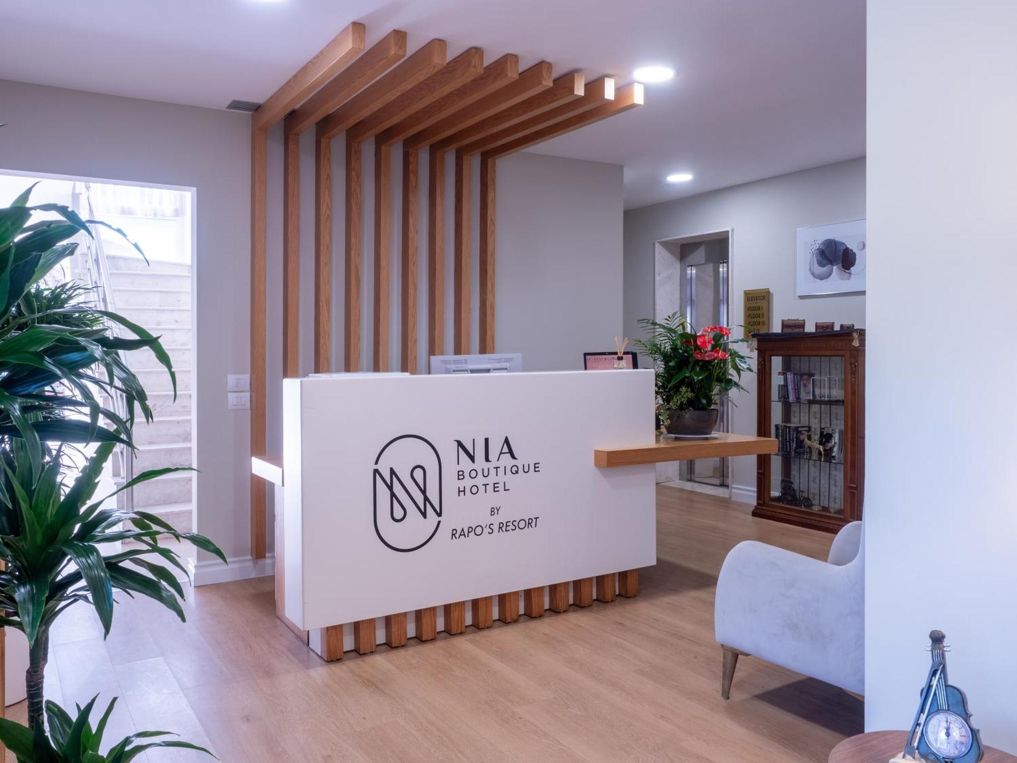 Nia Boutique Hotel By Rapo'S Resort Himare Exteriör bild